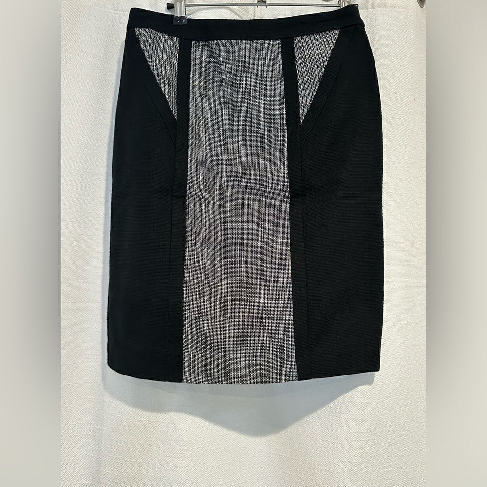 Calvin Klein - Black and White Pencil Skirt
